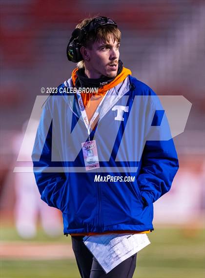 Thumbnail 2 in Bountiful vs Timpview (UHSAA 5A Final) photogallery.