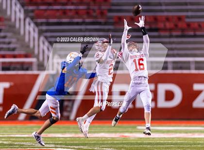 Thumbnail 2 in Bountiful vs Timpview (UHSAA 5A Final) photogallery.