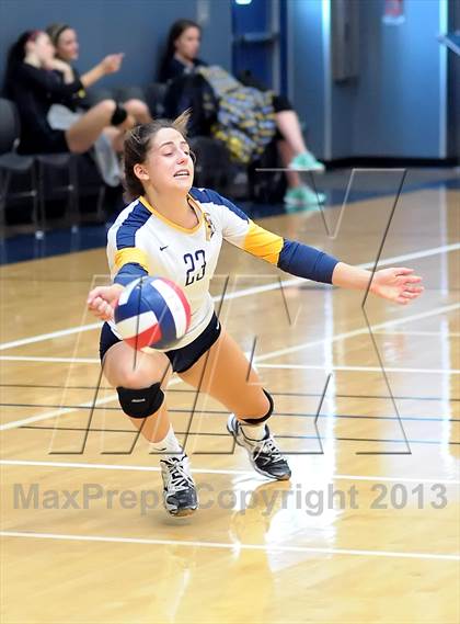 Thumbnail 1 in Oak Ridge vs. Nevada Union (Nor Cal Classic) photogallery.