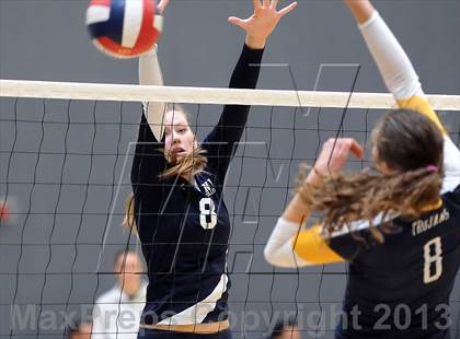 Thumbnail 1 in Oak Ridge vs. Nevada Union (Nor Cal Classic) photogallery.