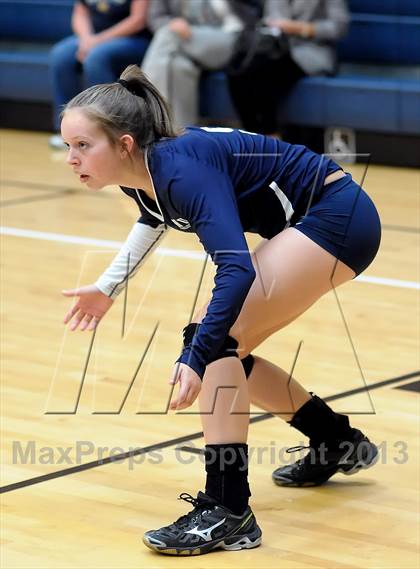 Thumbnail 1 in Oak Ridge vs. Nevada Union (Nor Cal Classic) photogallery.