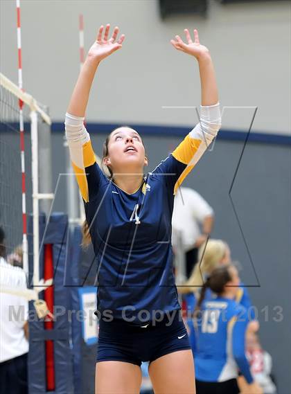 Thumbnail 2 in Oak Ridge vs. Nevada Union (Nor Cal Classic) photogallery.
