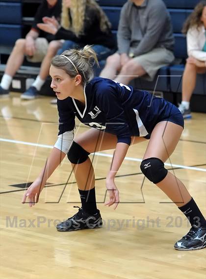 Thumbnail 2 in Oak Ridge vs. Nevada Union (Nor Cal Classic) photogallery.