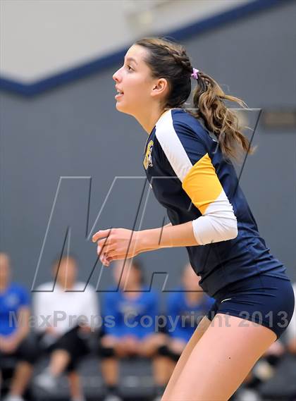 Thumbnail 2 in Oak Ridge vs. Nevada Union (Nor Cal Classic) photogallery.