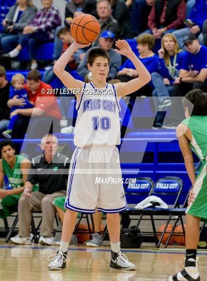 Thumbnail 2 in Woodsboro @ Falls City photogallery.