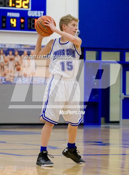 Thumbnail 3 in Woodsboro @ Falls City photogallery.