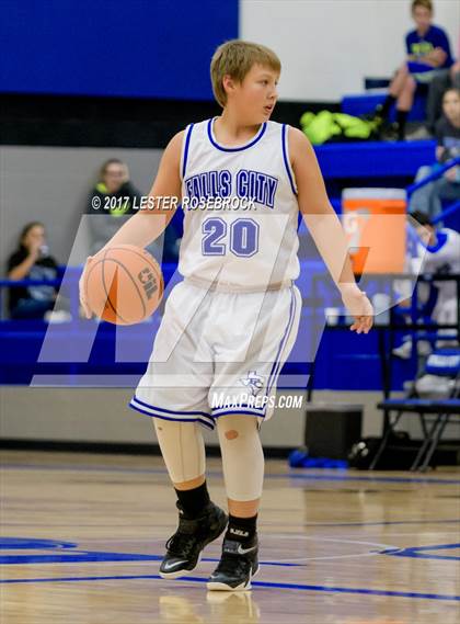 Thumbnail 3 in Woodsboro @ Falls City photogallery.