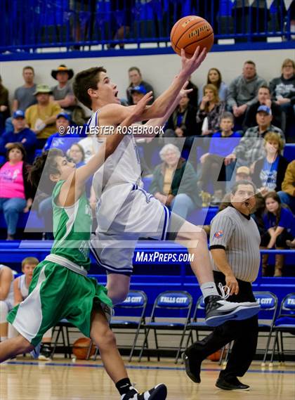 Thumbnail 3 in Woodsboro @ Falls City photogallery.