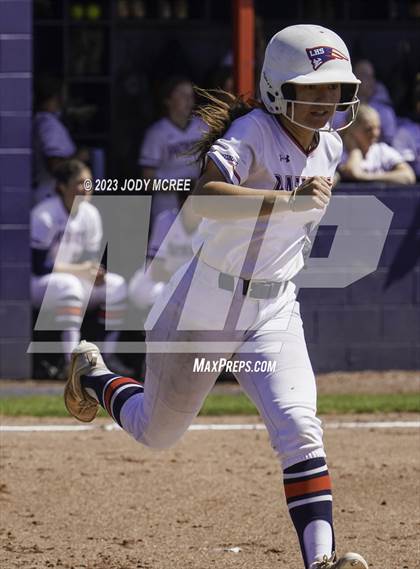 Thumbnail 3 in Brandon @ Lewisburg photogallery.