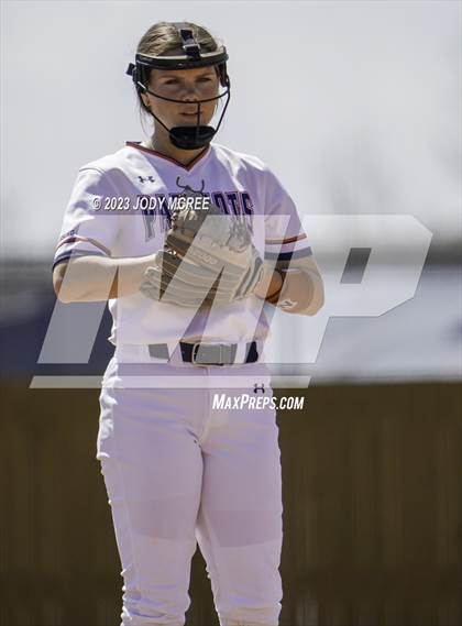 Thumbnail 3 in Brandon @ Lewisburg photogallery.
