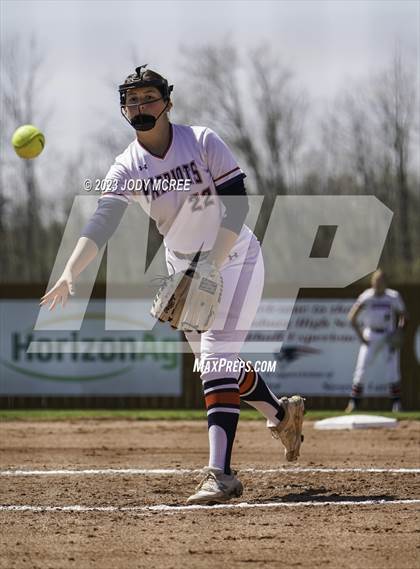 Thumbnail 2 in Brandon @ Lewisburg photogallery.