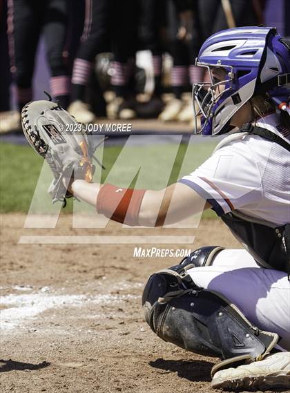 Thumbnail 1 in Brandon @ Lewisburg photogallery.