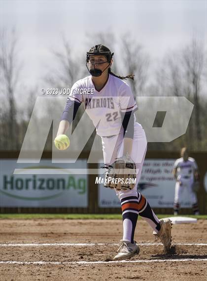 Thumbnail 1 in Brandon @ Lewisburg photogallery.