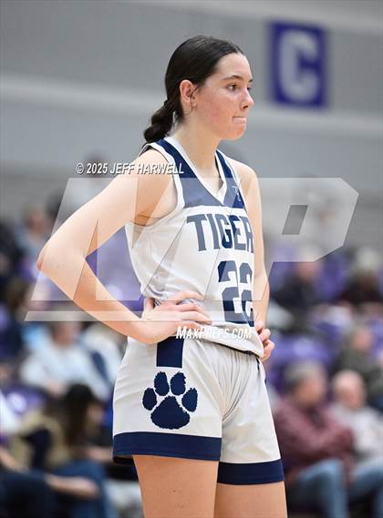 Thumbnail 3 in Anthony Wayne vs. Twinsburg (OHSAA Division 2 Regional Semifinal) photogallery.