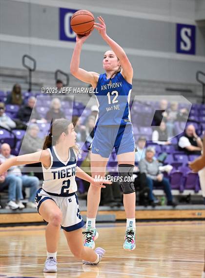 Thumbnail 1 in Anthony Wayne vs. Twinsburg (OHSAA Division 2 Regional Semifinal) photogallery.