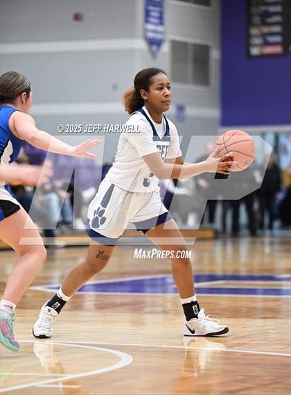 Thumbnail 3 in Anthony Wayne vs. Twinsburg (OHSAA Division 2 Regional Semifinal) photogallery.