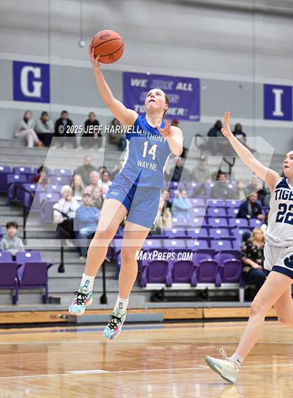 Thumbnail 2 in Anthony Wayne vs. Twinsburg (OHSAA Division 2 Regional Semifinal) photogallery.