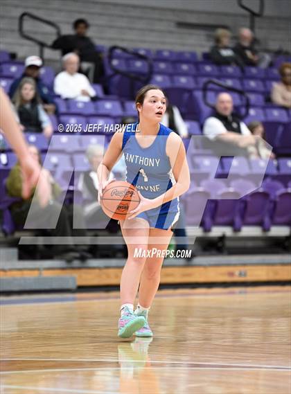 Thumbnail 3 in Anthony Wayne vs. Twinsburg (OHSAA Division 2 Regional Semifinal) photogallery.