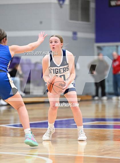 Thumbnail 1 in Anthony Wayne vs. Twinsburg (OHSAA Division 2 Regional Semifinal) photogallery.
