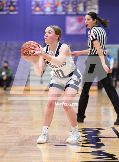 Thumbnail 1 in Anthony Wayne vs. Twinsburg (OHSAA Division 2 Regional Semifinal) photogallery.
