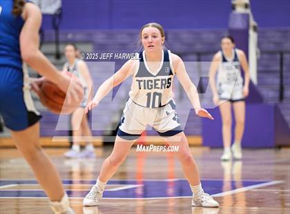 Thumbnail 3 in Anthony Wayne vs. Twinsburg (OHSAA Division 2 Regional Semifinal) photogallery.
