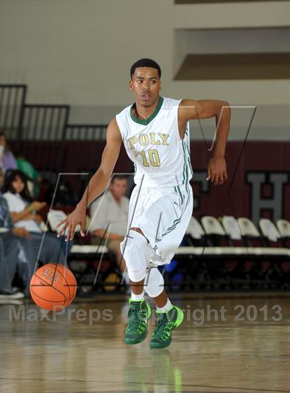 Thumbnail 1 in Long Beach Poly vs. Christian Brothers (MaxPreps Holiday Classic) photogallery.