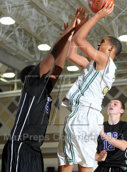Thumbnail 2 in Long Beach Poly vs. Christian Brothers (MaxPreps Holiday Classic) photogallery.