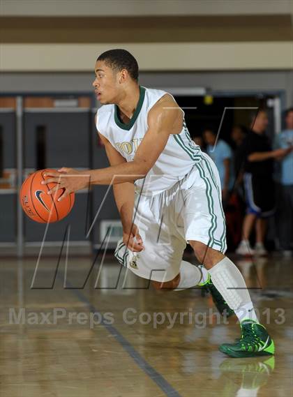 Thumbnail 3 in Long Beach Poly vs. Christian Brothers (MaxPreps Holiday Classic) photogallery.