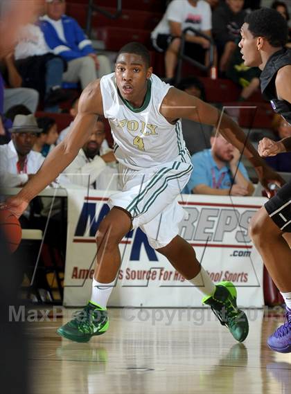 Thumbnail 2 in Long Beach Poly vs. Christian Brothers (MaxPreps Holiday Classic) photogallery.