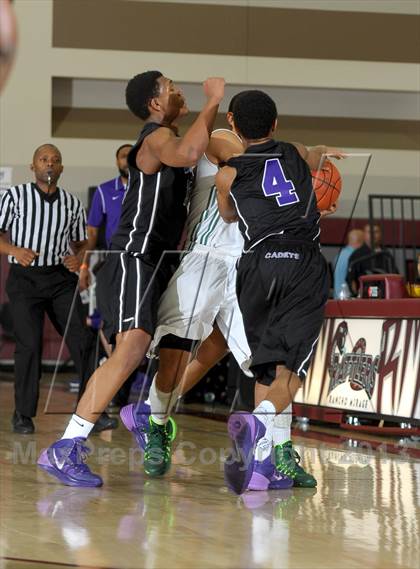 Thumbnail 3 in Long Beach Poly vs. Christian Brothers (MaxPreps Holiday Classic) photogallery.