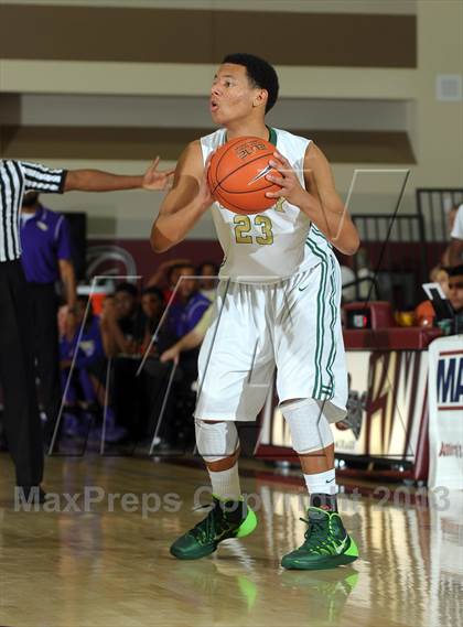 Thumbnail 2 in Long Beach Poly vs. Christian Brothers (MaxPreps Holiday Classic) photogallery.