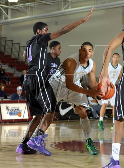 Thumbnail 3 in Long Beach Poly vs. Christian Brothers (MaxPreps Holiday Classic) photogallery.