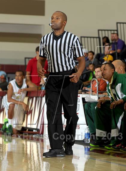 Thumbnail 1 in Long Beach Poly vs. Christian Brothers (MaxPreps Holiday Classic) photogallery.