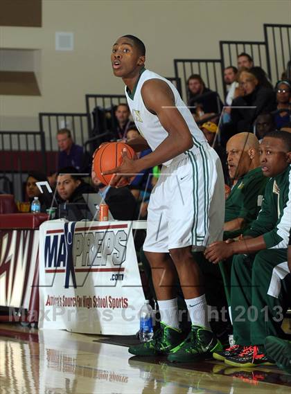 Thumbnail 1 in Long Beach Poly vs. Christian Brothers (MaxPreps Holiday Classic) photogallery.