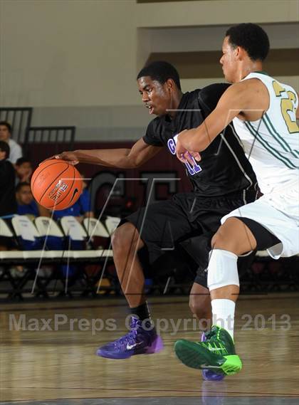 Thumbnail 1 in Long Beach Poly vs. Christian Brothers (MaxPreps Holiday Classic) photogallery.