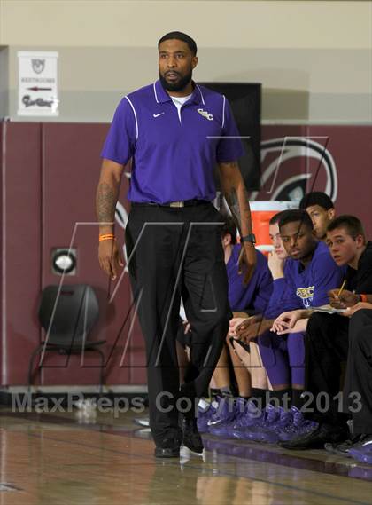 Thumbnail 3 in Long Beach Poly vs. Christian Brothers (MaxPreps Holiday Classic) photogallery.