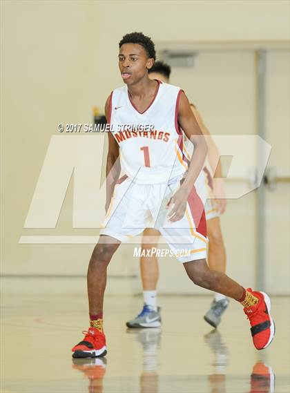 Thumbnail 2 in Central vs. Lincoln (Warren Morse Memorial Showcase) photogallery.
