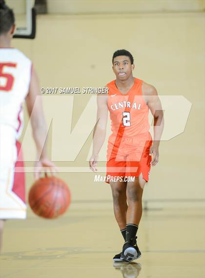 Thumbnail 3 in Central vs. Lincoln (Warren Morse Memorial Showcase) photogallery.