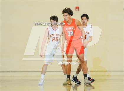 Thumbnail 2 in Central vs. Lincoln (Warren Morse Memorial Showcase) photogallery.