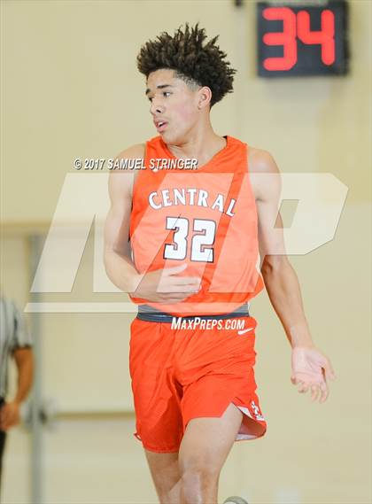 Thumbnail 3 in Central vs. Lincoln (Warren Morse Memorial Showcase) photogallery.