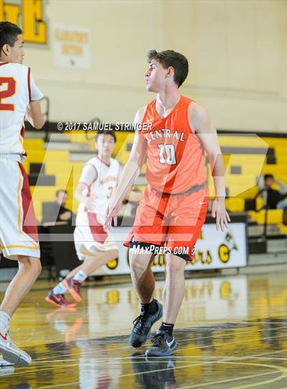 Thumbnail 2 in Central vs. Lincoln (Warren Morse Memorial Showcase) photogallery.