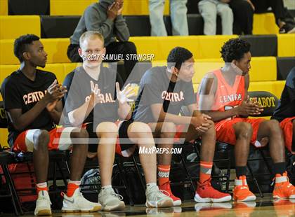 Thumbnail 3 in Central vs. Lincoln (Warren Morse Memorial Showcase) photogallery.
