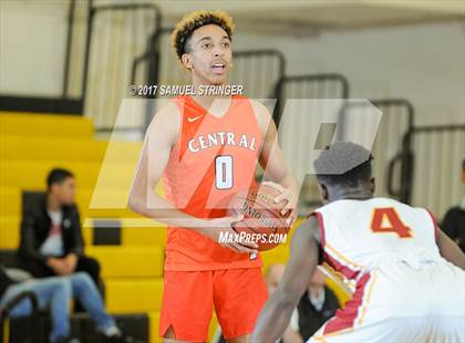 Thumbnail 1 in Central vs. Lincoln (Warren Morse Memorial Showcase) photogallery.