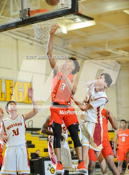 Thumbnail 1 in Central vs. Lincoln (Warren Morse Memorial Showcase) photogallery.