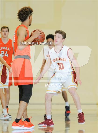 Thumbnail 2 in Central vs. Lincoln (Warren Morse Memorial Showcase) photogallery.