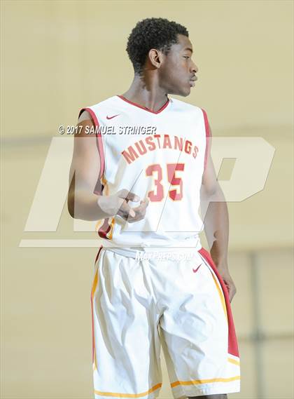 Thumbnail 2 in Central vs. Lincoln (Warren Morse Memorial Showcase) photogallery.