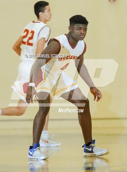 Thumbnail 3 in Central vs. Lincoln (Warren Morse Memorial Showcase) photogallery.