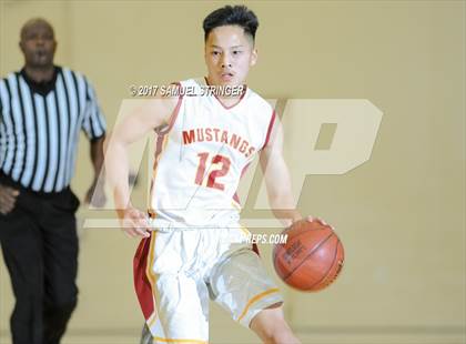 Thumbnail 2 in Central vs. Lincoln (Warren Morse Memorial Showcase) photogallery.