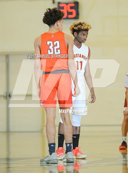 Thumbnail 2 in Central vs. Lincoln (Warren Morse Memorial Showcase) photogallery.