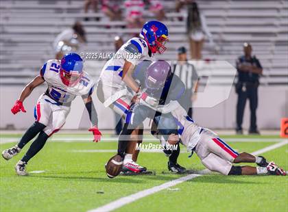 Thumbnail 1 in Kashmere @ Wheatley photogallery.